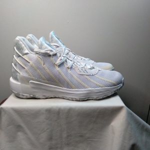 damian lillard shoes women